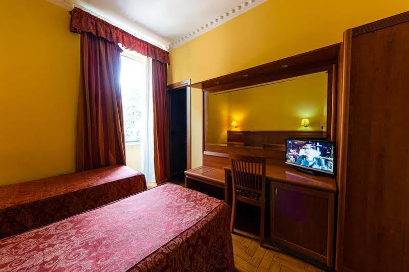 Hotel Lella Roma Dış mekan fotoğraf